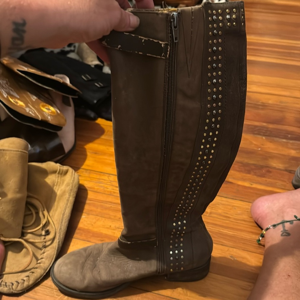 Jessica Simpson boots